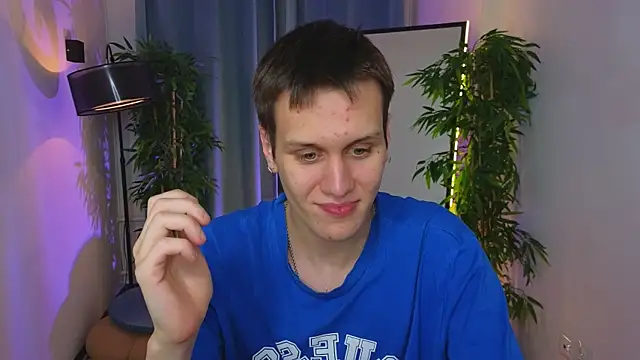 Snapshot of hun1er_steele chatting on October 2025 09:15:01 PM hun1er steele online show from October 2025 09:15:01 PM