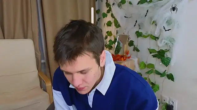 Snapshot of hun1er_steele chatting on October 2025 02:29:01 PM hun1er steele online show from October 2025 02:29:01 PM