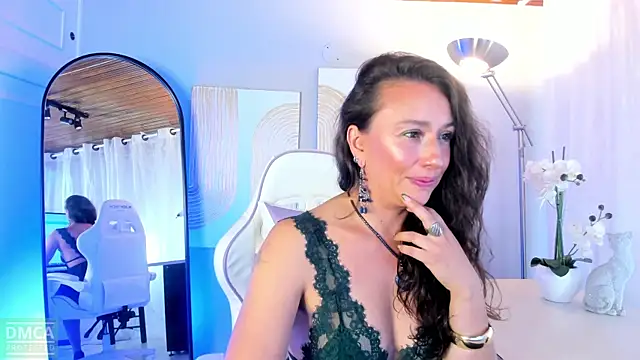 indigo wild  online show from January 2026 10:24:02 PM