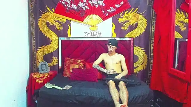 Pride couple online show from February 2026 11:20:01 PM