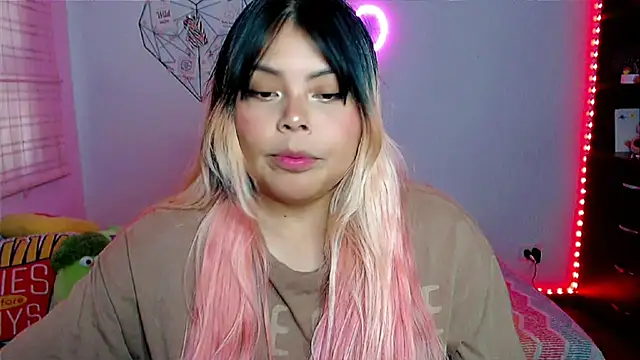 EllieMoonX online show from February 2026 10:47:02 PM