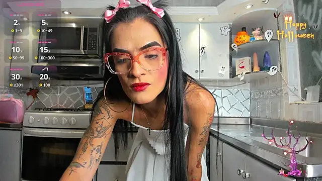 ZAMMIRA online show from October 2025 06:21:01 AM