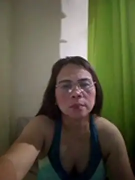 Snapshot of erma_joy chatting on July 2026 10:39:01 AM erma joy online show from July 2026 10:39:01 AM