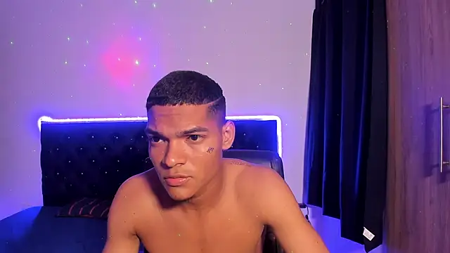 Snapshot of isaac_master77 chatting on October 2025 04:54:01 AM isaac master77 online show from October 2025 04:54:01 AM