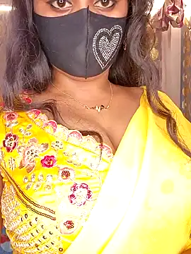 Sweet-Maddlina online show from October 2025 12:28:02 PM