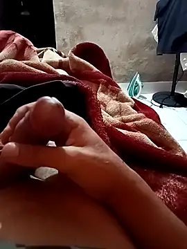 Brunim1869 online show from April 2026 02:56:01 AM