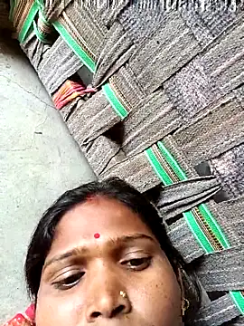 Hot hat online show from October 2025 06:36:01 AM