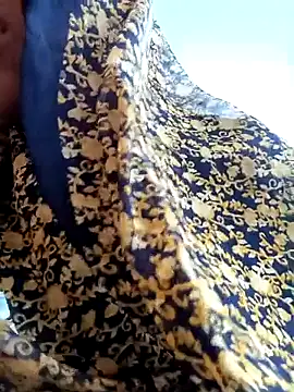 Cutsedi3 online show from November 2025 10:35:02 AM