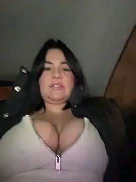 Snapshot of SwittieKendra chatting on November 2025 07:38:01 PM SwittieKendra online show from November 2025 07:38:01 PM