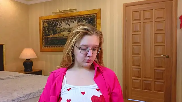 AlinaAldrete online show from November 2025 08:00:02 AM