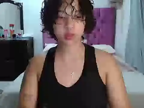 ari thompson online show from January 2026 05:48:02 PM