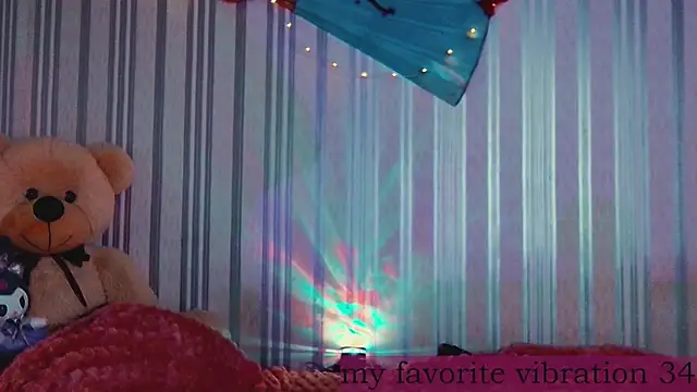 ArianaLight online show from June 2026 05:03:01 PM