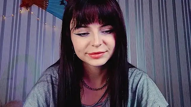 ArianaLight online show from July 2026 05:18:01 PM