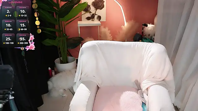 feifei1 L online show from November 2025 02:39:02 PM