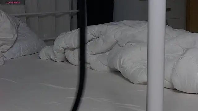 OliviaCart online show from April 2026 07:06:02 PM