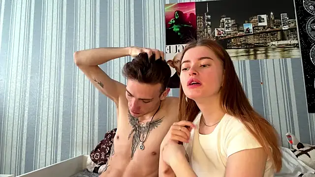 EmiliaCouple online show from March 2026 07:13:01 AM