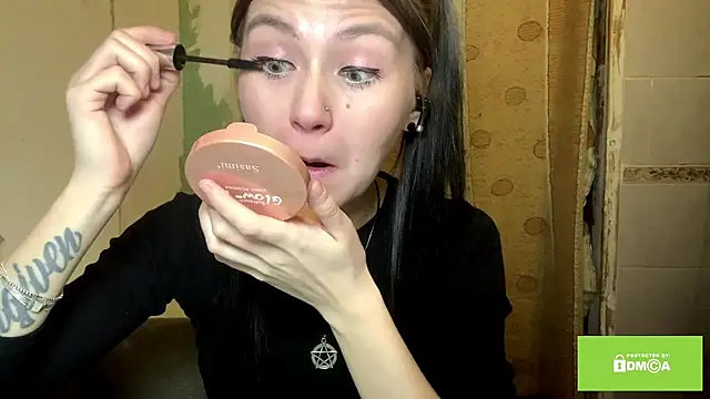 ArianeBhayani online show from November 2025 09:20:02 PM