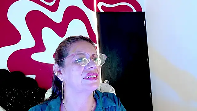 Snapshot of channelsmith_55 chatting on May 2026 01:28:01 PM channelsmith 55 online show from May 2026 01:28:01 PM