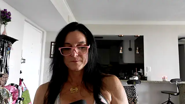 carothepro online show from October 2025 04:08:02 PM