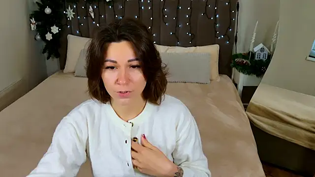 EdenSolis online show from December 2025 09:36:01 AM