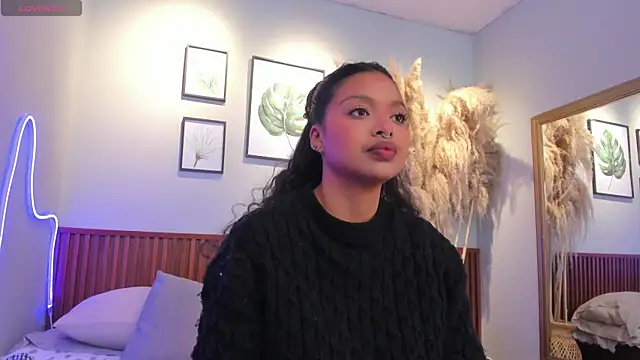 MIAHIVANOV online show from November 2025 12:26:01 PM