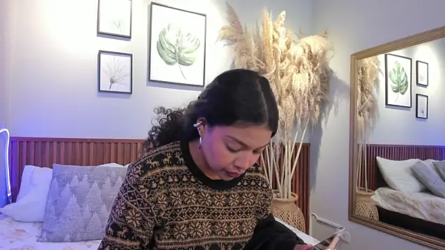 MIAHIVANOV online show from November 2025 12:05:02 PM