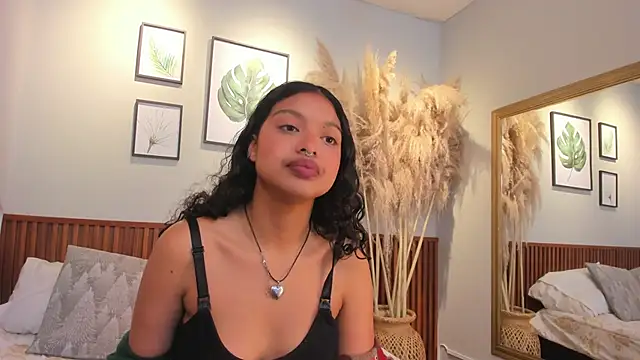 MIAHIVANOV online show from November 2025 12:06:01 PM