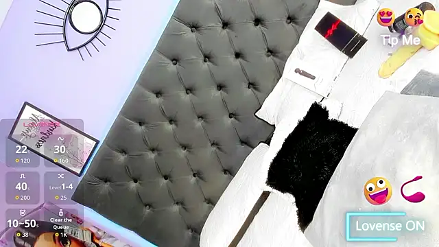 Snapshot of Kinng_Sex chatting on January 2026 08:18:02 PM Kinng Sex online show from January 2026 08:18:02 PM