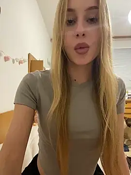 RemyStyles online show from December 2025 12:18:02 AM