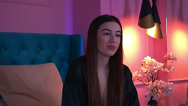 TaliaMorenne online show from October 2025 04:47:01 PM