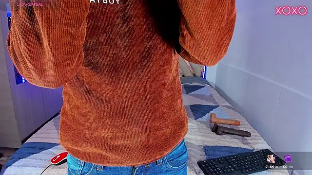 Jacovo2002 online show from October 2025 03:54:01 PM