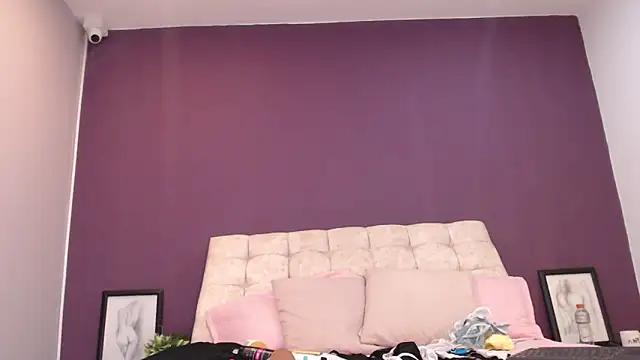 Valerii Mariin online show from November 2025 08:31:01 PM