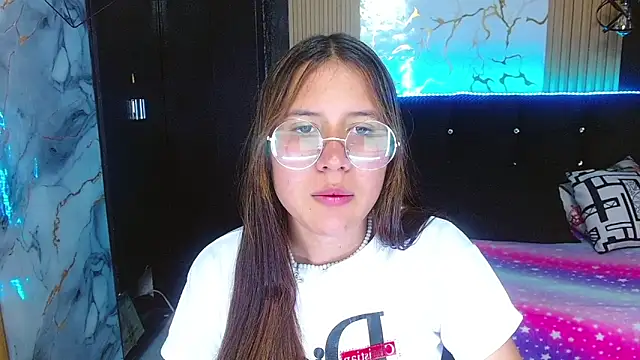 tinibunny online show from October 2025 08:31:01 PM