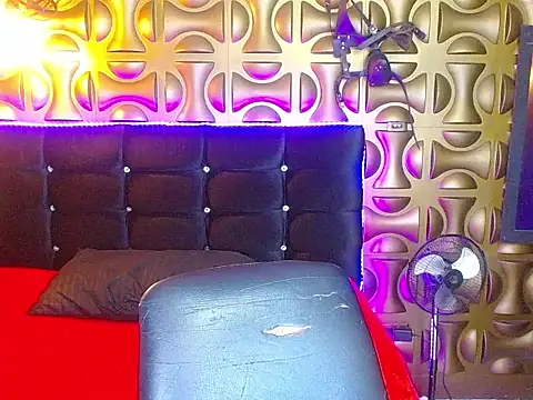 tinibunny online show from November 2025 07:23:02 PM