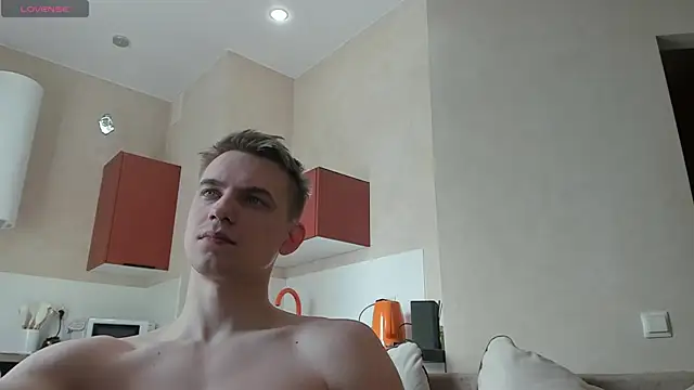 MIKE GOD19 online show from April 2026 06:41:01 AM