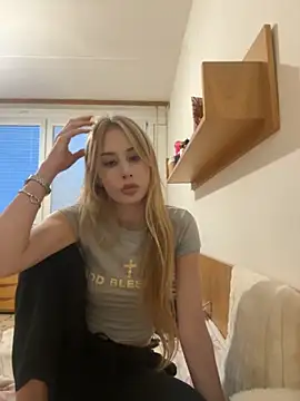 JudithCarly online show from November 2025 03:47:02 PM