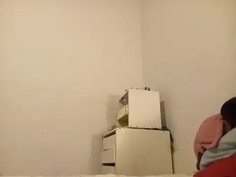 Snapshot of jjLARAY chatting on February 2026 04:44:01 AM jjLARAY online show from February 2026 04:44:01 AM