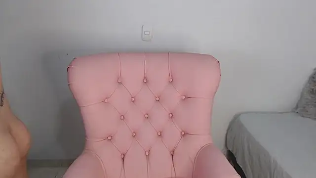 KiaraOlivera online show from December 2025 12:21:02 PM