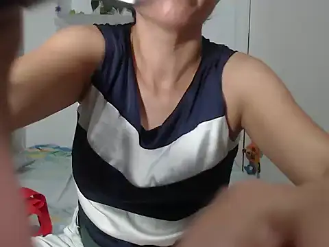 Snapshot of Renata_Rivas chatting on February 2026 03:44:01 AM Renata Rivas online show from February 2026 03:44:01 AM