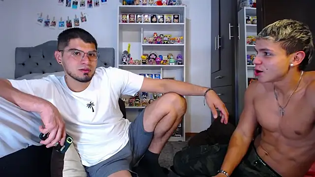 mirallesandbig online show from October 2025 11:03:01 PM