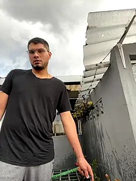 mirallesandbig online show from October 2025 09:37:01 PM