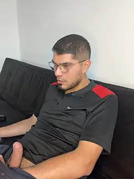 mirallesandbig online show from November 2025 11:15:01 PM