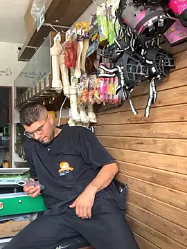 mirallesandbig online show from January 2026 04:22:01 PM