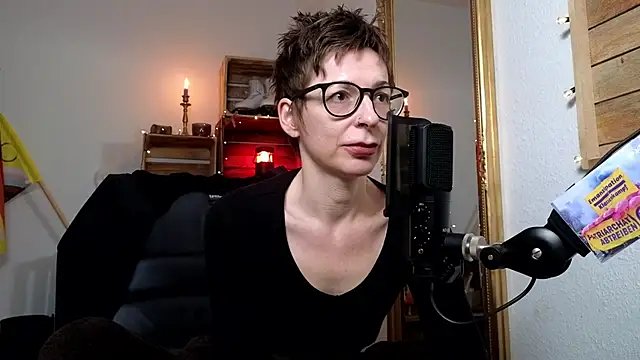 Antifistin online show from October 2025 05:03:01 PM