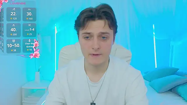 GGimperator  online show from October 2025 10:38:02 AM