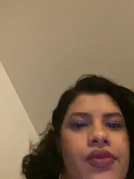 Biaaxxxsexy online show from October 2025 07:05:02 PM