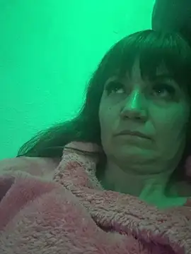 Butterfly8385 online show from February 2026 07:15:01 PM