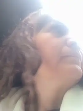 Butterfly8385 online show from April 2026 04:43:02 AM