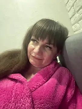 Snapshot of Butterfly8385 chatting on April 2026 09:52:01 PM Butterfly8385 online show from April 2026 09:52:01 PM