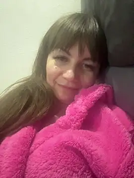 Snapshot of Butterfly8385 chatting on May 2026 09:31:01 PM Butterfly8385 online show from May 2026 09:31:01 PM